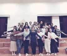 皖江山猫队火力全开江畔雄鲨队，赛艇季后赛上演耐力碾压对手！技战术储备厚实的简单介绍