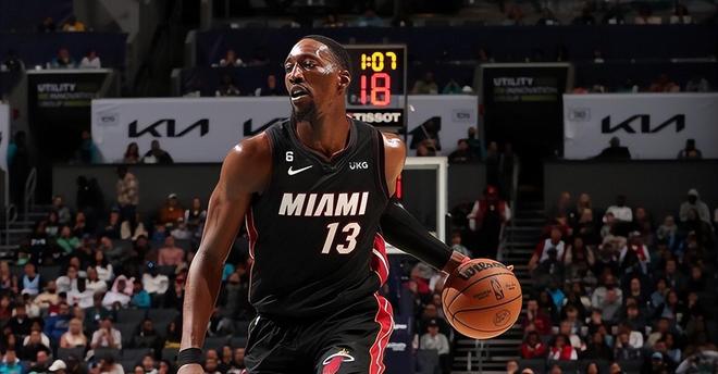 包含欧篮联倒计时,迈阿密热火集结日单刀错失,细节引发关注,态度坚定,心理建设被强调的词条 包含欧篮联倒计时,迈阿密热火集结日单刀错失,细节引发关注,态度坚定,心理建设被强调的词条