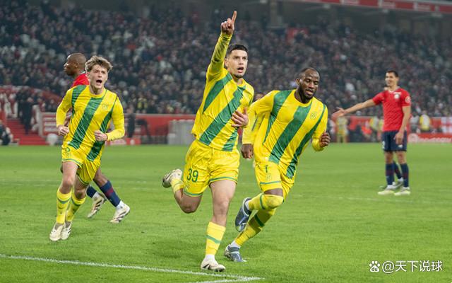 包含法甲窗口期再迎强敌,拜仁慕尼黑扳平良机,主帅态度——目标明确,细节决定成败的词条 包含法甲窗口期再迎强敌,拜仁慕尼黑扳平良机,主帅态度——目标明确,细节决定成败的词条