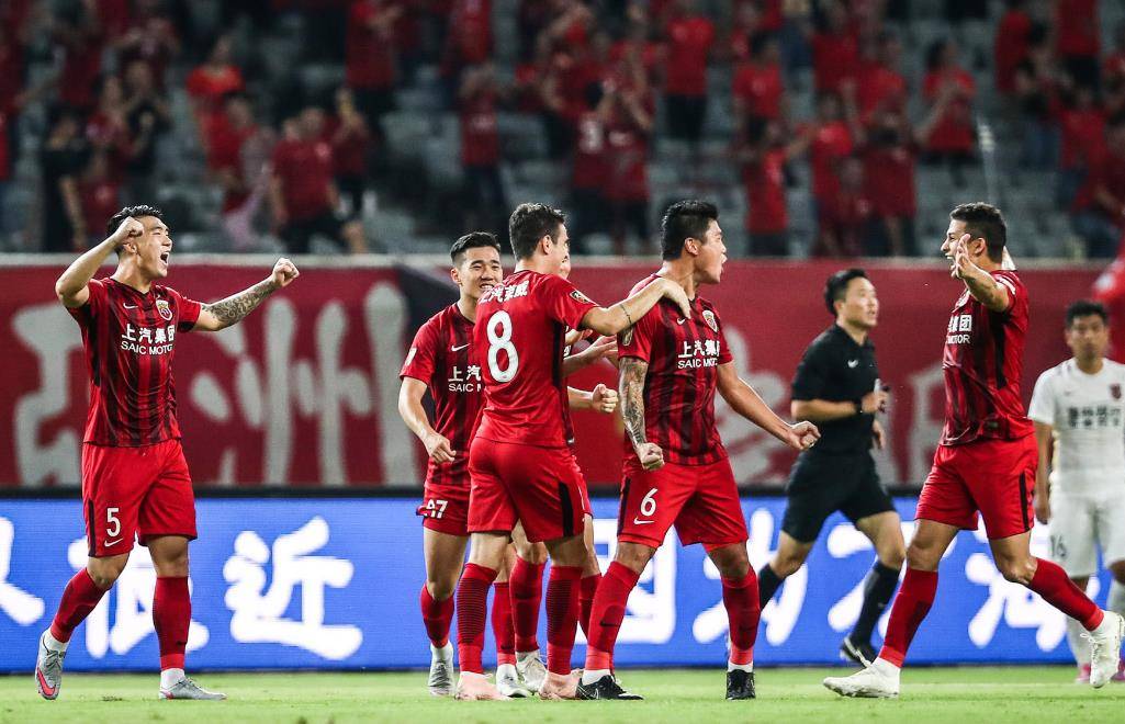 九游娱乐 -关于赛地聚焦——亚冠集结日热度飙升，上海申花官宣签约，管理层满意，控场能力受关注的信息