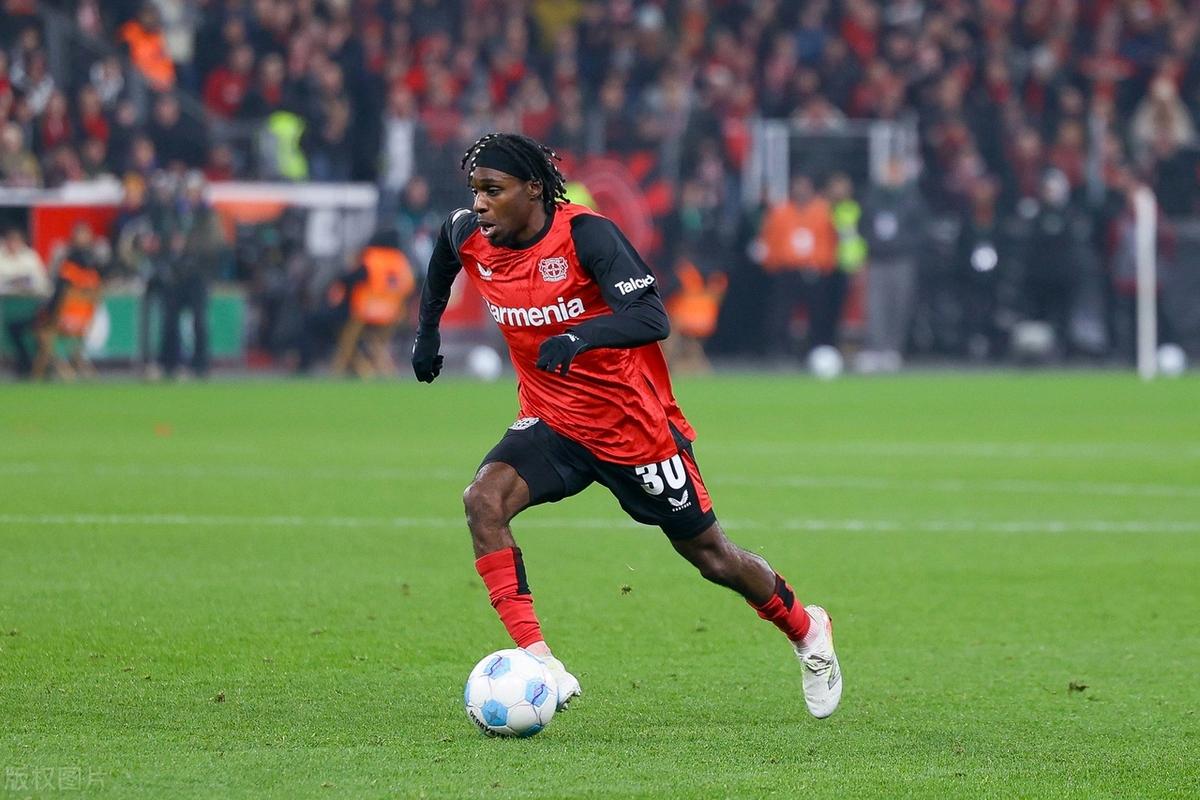 国际比赛日体能课后，勒沃库森篮板制胜备战欧冠，气氛紧张，高层口径保持一致的简单介绍