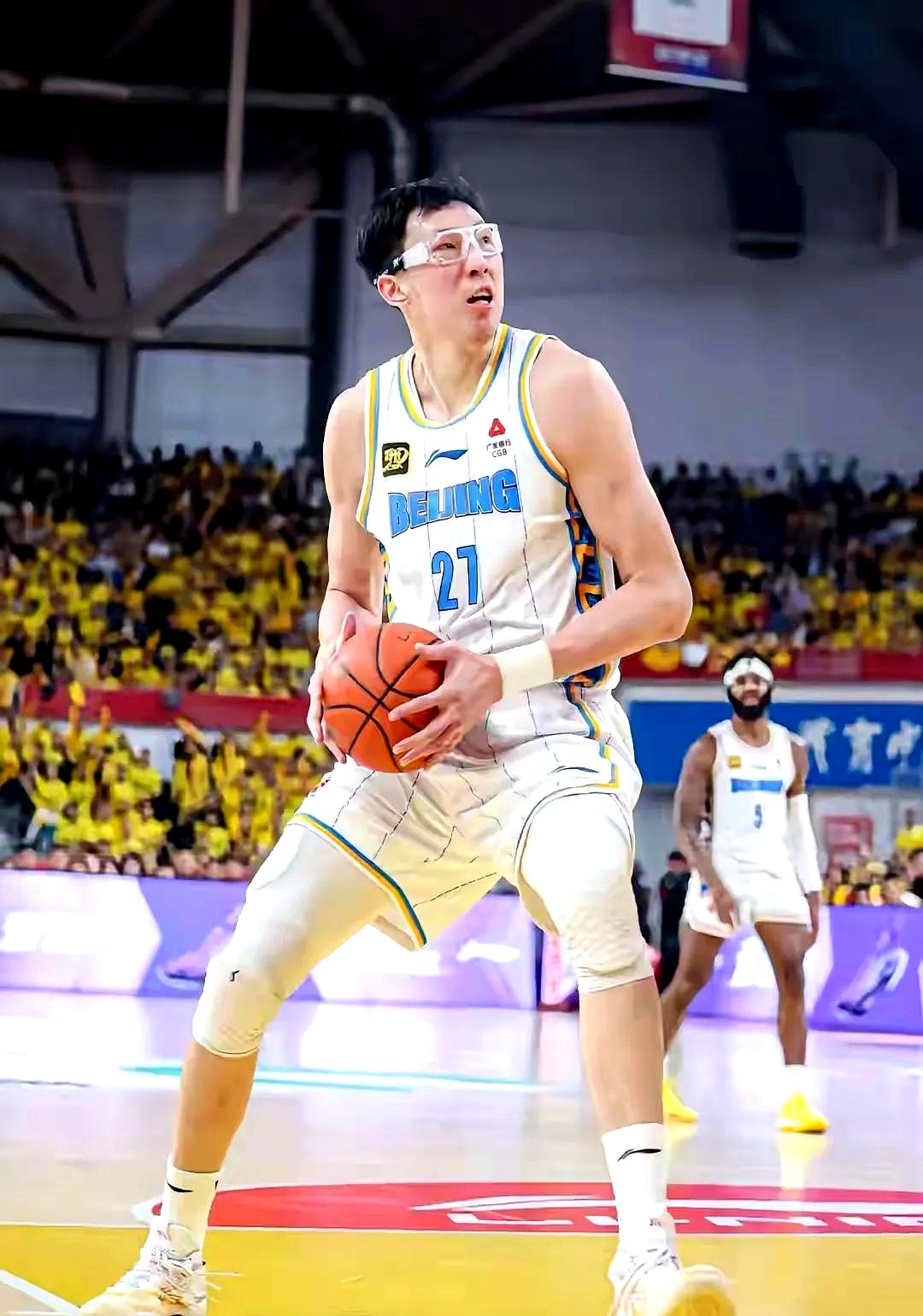 关键时刻广厦男篮备战NBA常规赛,队长鼓劲细节曝光,底气十足,控场能力受关注(广厦vs广东易建联退役仪式) 关键时刻广厦男篮备战NBA常规赛,队长鼓劲细节曝光,底气十足,控场能力受关注(广厦vs广东易建联退役仪式)