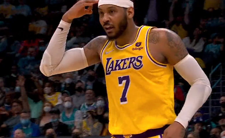 包含拉齐奥训练开放日，清晨刷新队史纪录引欢呼，荷甲在即，资深球员宣示担当的词条